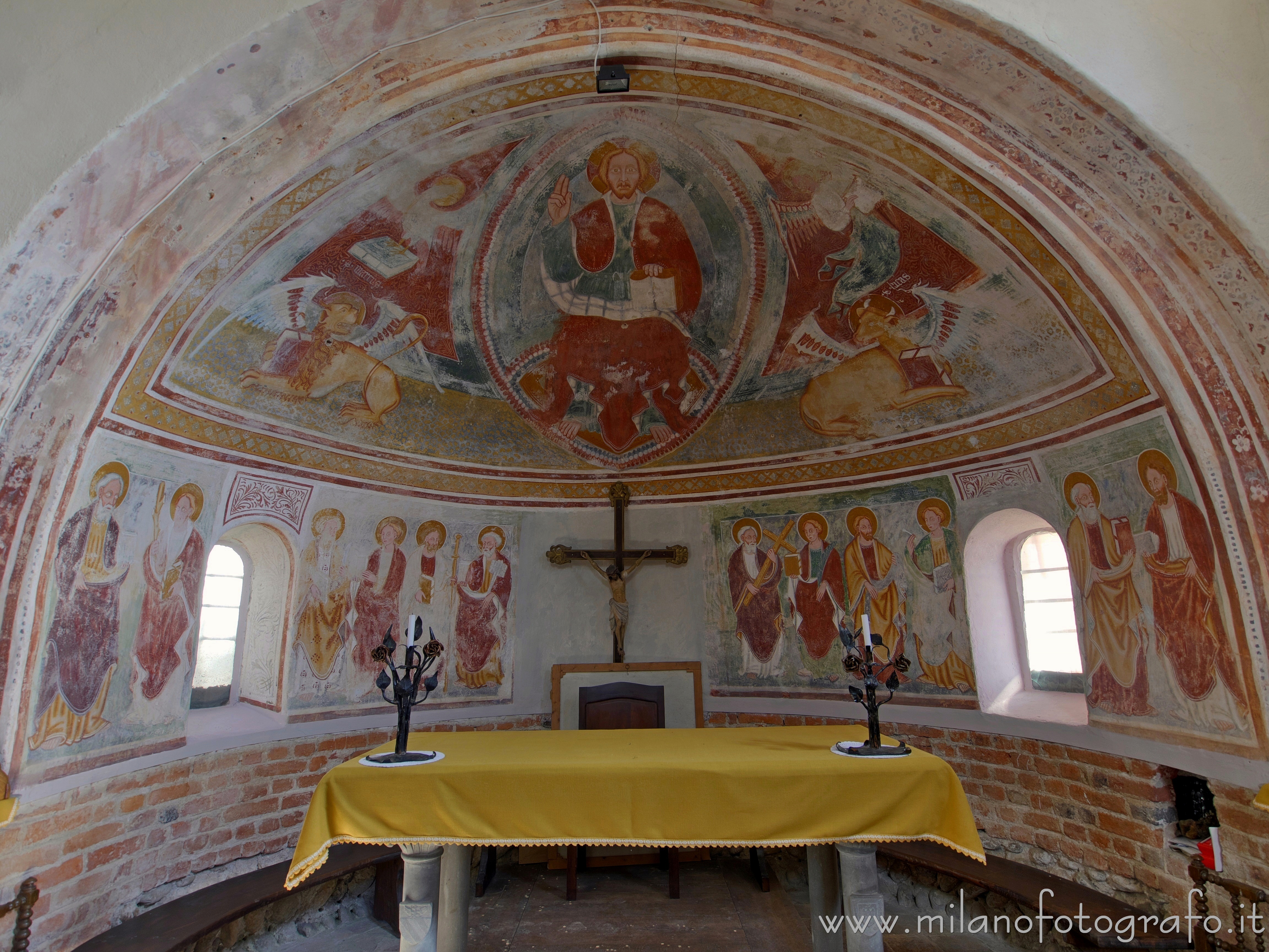 Sandigliano (Biella, Italy) - Interior of the apse of the Oratory of St. Anthony Abbot